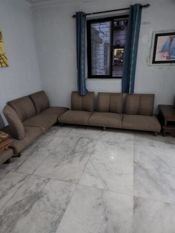 Living Room in 4 BHK Apartment at Shakespeare Sarani – for Sale