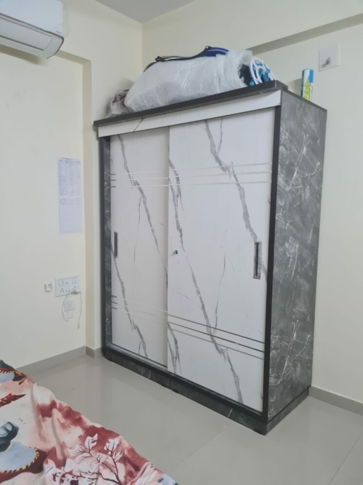 undefined, vaishnodevi circle 2 Bedroom 1300 Sq.Ft. Apartment In Vaishnodevi Circle Ahmedabad 9550532