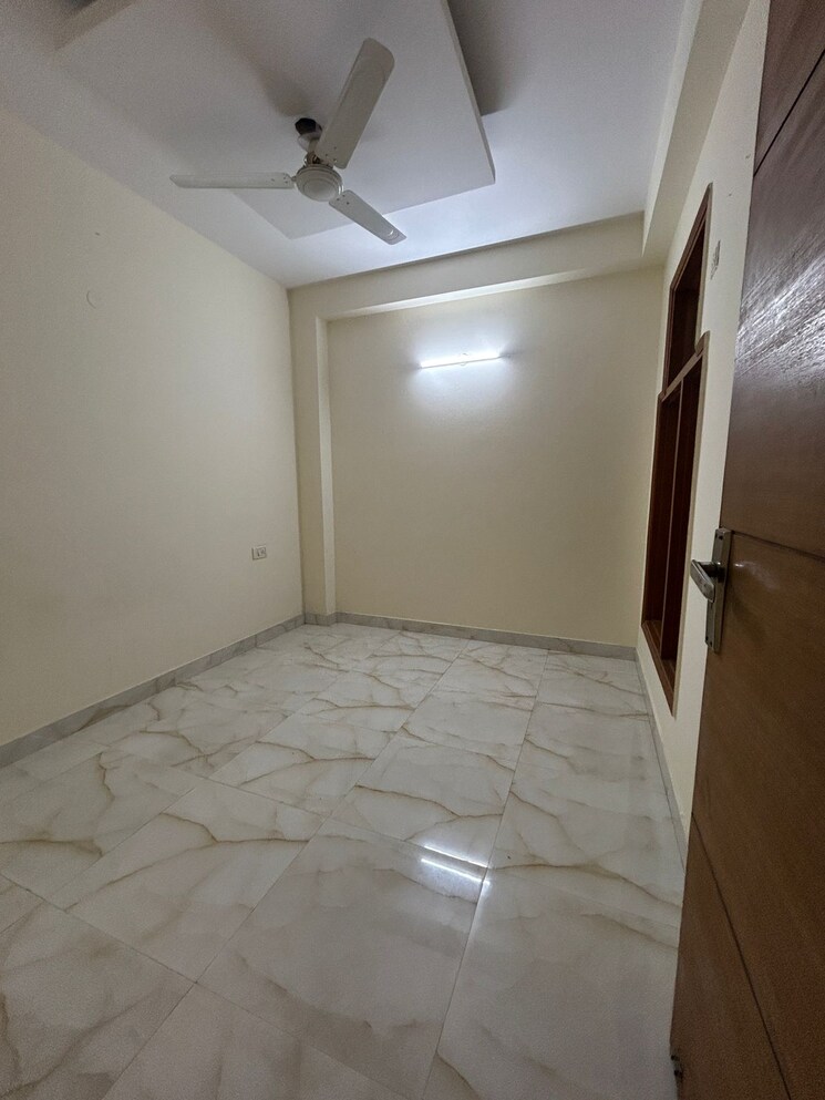 Room, chattarpur 2 Bedroom 850 Sq.Ft. Builder Floor In Chattarpur Delhi 9550557