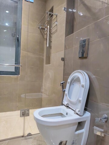 Bathroom in 4 BHK Builder Floor at Dlf Phase I – for Rent