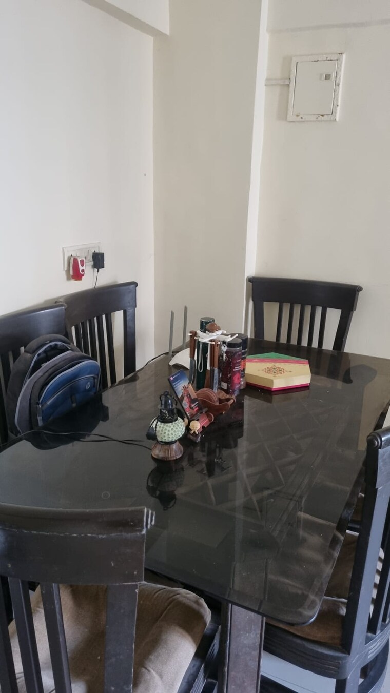  Parking, la-chapelle-apartment 1 Bedroom 650 Sq.Ft. Apartment In Malad West Mumbai 9550567