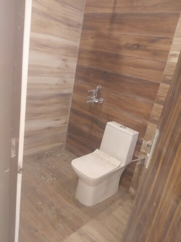 Bathroom in 4 BHK Independent House at Salaiya – for Sale