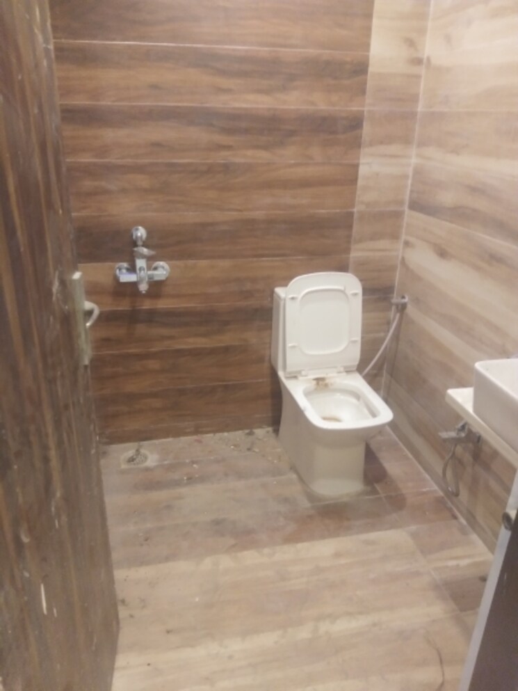 Bathroom, salaiya 4 Bedroom 1110 Sq.Ft. Independent House In Salaiya Bhopal 9550605