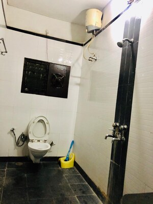 Master Bedroom in 6+ BHK Villa at Pandri – for Rent