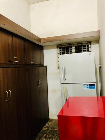 Furnished Amenities in 6 BHK Villa at Pandri – for Rent