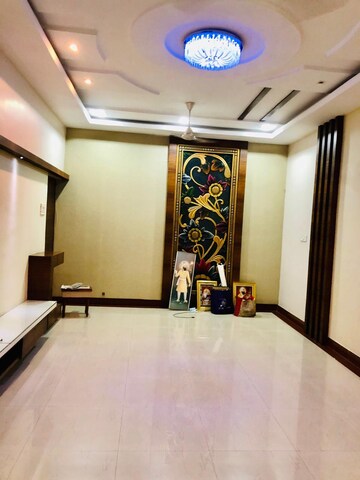 Bedroom in 6 BHK Villa at Pandri – for Rent