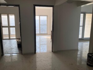 Room in 2 BHK Apartment at Goel Ganga Legend, Bavdhan – for Rent