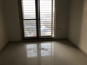Room in 2 BHK Apartment at Goel Ganga Legend, Bavdhan – for Rent