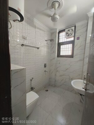 Master Bedroom in 3 BHK Builder Floor at Saket – for Rent