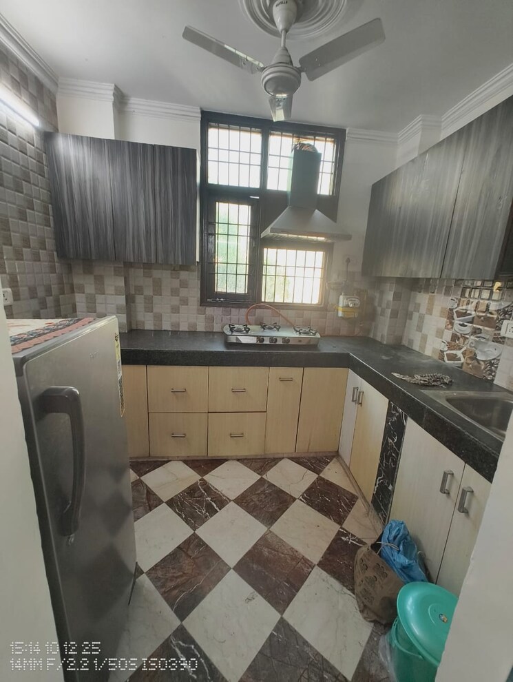 Kitchen, saket 3 Bedroom 1500 Sq.Ft. Builder Floor In Saket Delhi 9550620