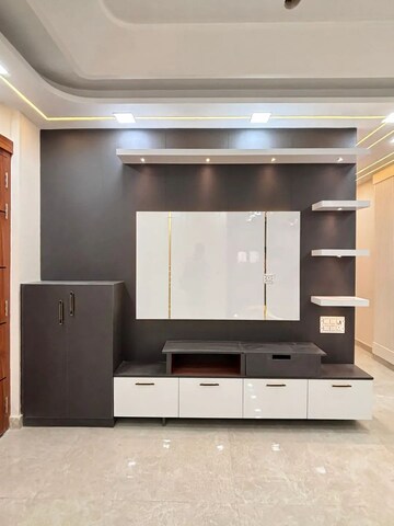 Room in 4 BHK Builder Floor at SA HOMES I, Uttam Nagar – for Sale