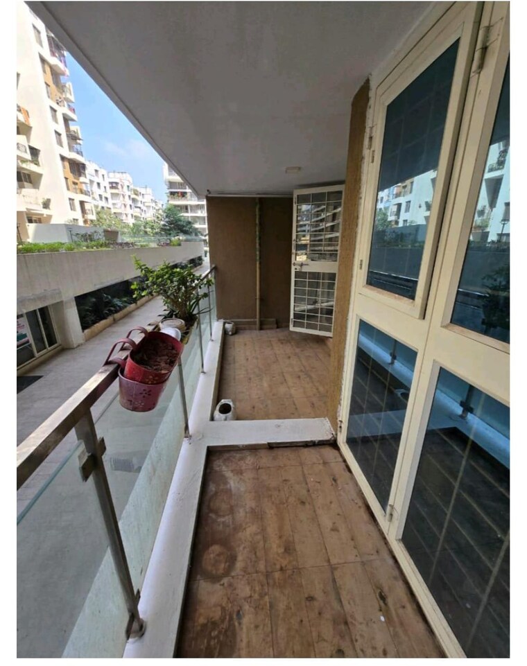 Balcony, shree-signature-park 3 Bedroom 1450 Sq.Ft. Apartment In Wakad Pune 9550639