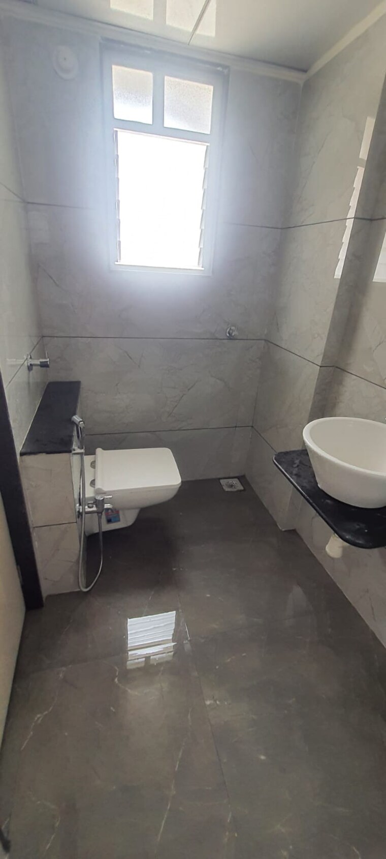 Bathroom, shivajinagar 3 Bedroom 1750 Sq.Ft. Apartment In Shivajinagar Pune 9550615