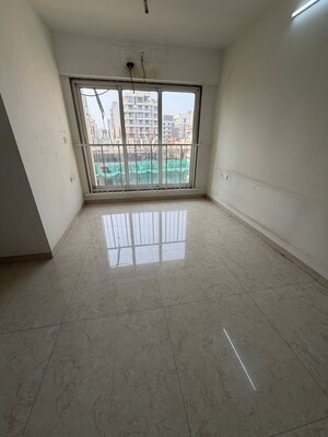 Room in 1 BHK Apartment at Poddar Spraha Diamond, Chembur – for Rent