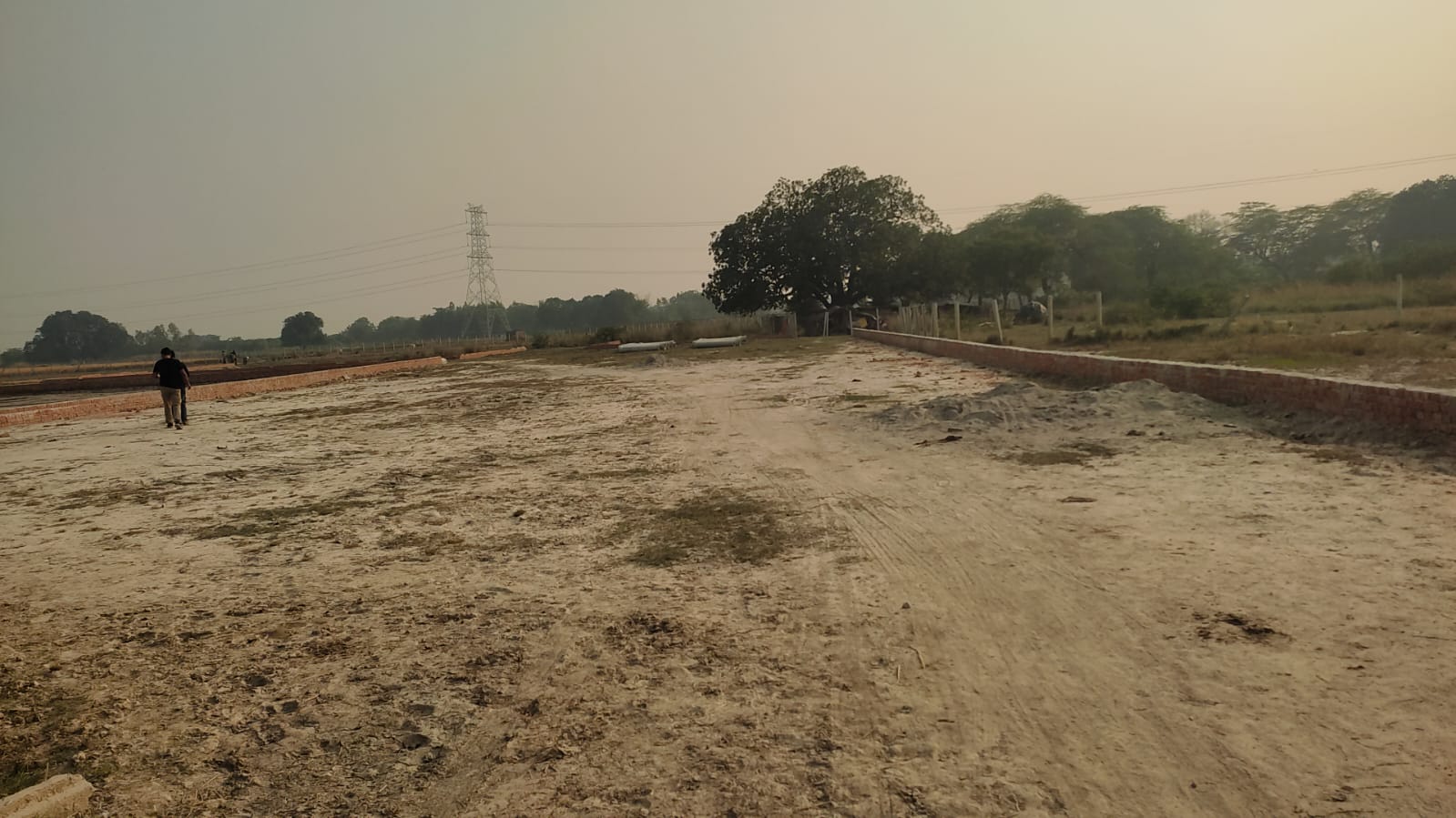 Plot For Sale in Mohanlalganj