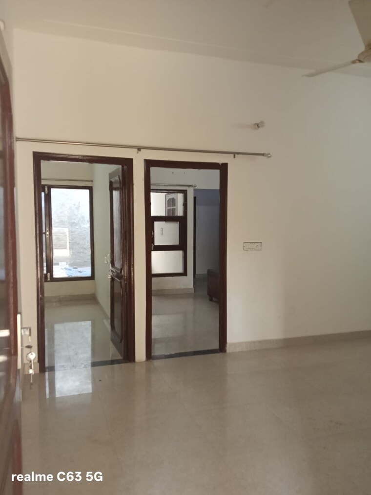 Room, satish-golden-enclave 2 Bedroom 1350 Sq.Ft. Villa In Lohgarh Zirakpur 9550689