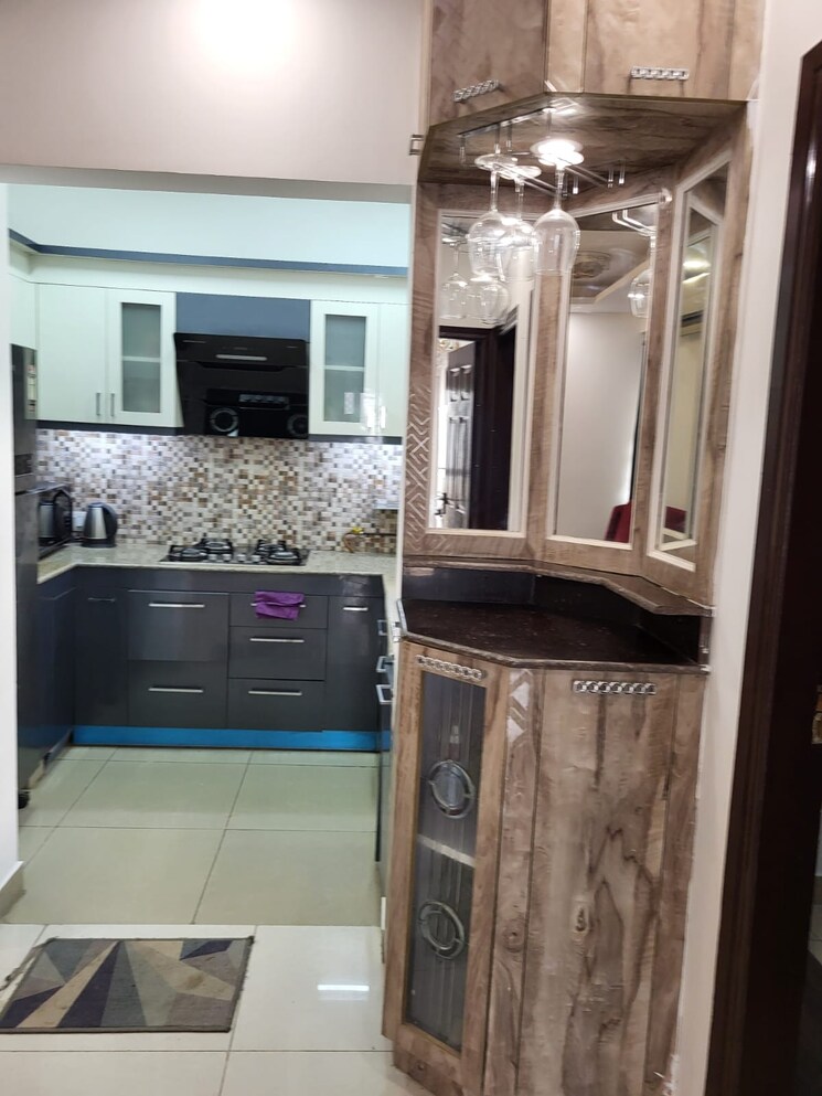 Kitchen, skytech-matrott 3.5 Bedroom 1645 Sq.Ft. Apartment In Sector 76 Noida 9550691