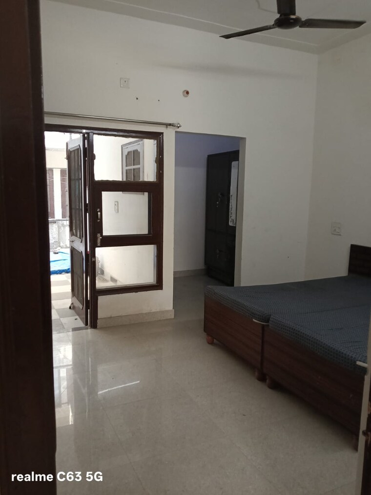 Room, satish-golden-enclave 2 Bedroom 1350 Sq.Ft. Villa In Lohgarh Zirakpur 9550689