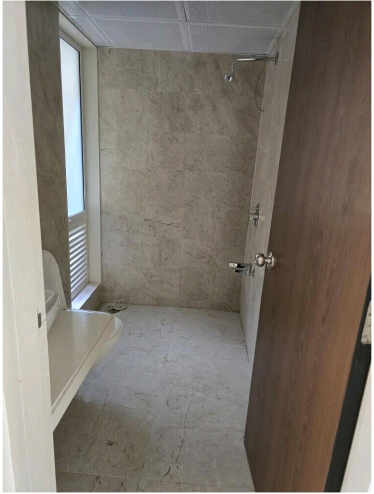 Bathroom, dosti-west-county-phase-4-dosti-pine 2 Bedroom 642 Sq.Ft. Apartment In Balkum Pada Thane 9550694