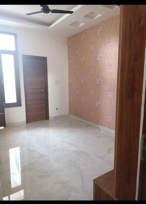 Room in 2 BHK Apartment at Satish Golden Enclave, Lohgarh – for Rent