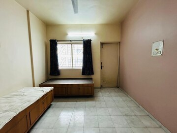 Room in 2 BHK Apartment at Swapna Shilp, Kothrud – for Sale