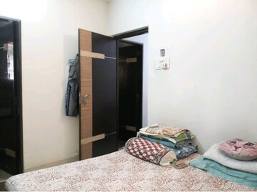 Bedroom in 2 BHK Apartment at Rosa Oasis, Thane West – for Rent