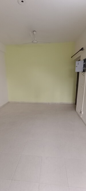 Room in 3 BHK Apartment at Tulip Orange, Sector 70 – for Rent