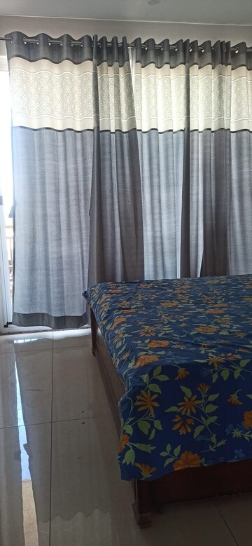 Bedroom in 3 BHK Apartment at Green Valley Residencia, Ghazipur – for Rent