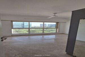 2.5 BHK Apartment For Rent in Godrej The Trees, Vikhroli East