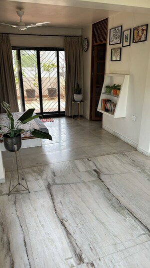 Bedroom in 6 BHK Apartment at Camp – for Sale