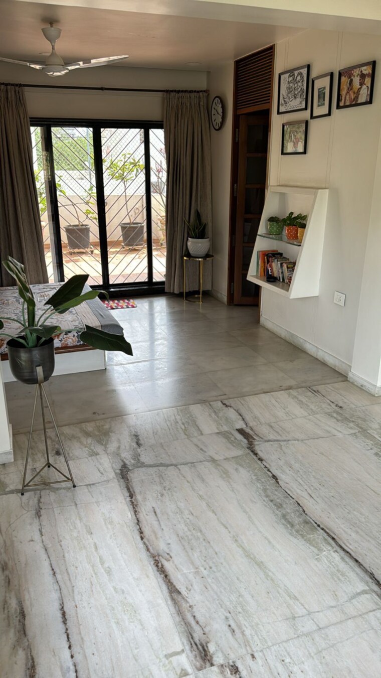 Bedroom, camp 6 Bedroom 4000 Sq.Ft. Apartment In Camp Pune 9550811