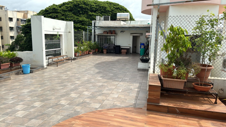 Terrace, camp 6 Bedroom 4000 Sq.Ft. Apartment In Camp Pune 9550811