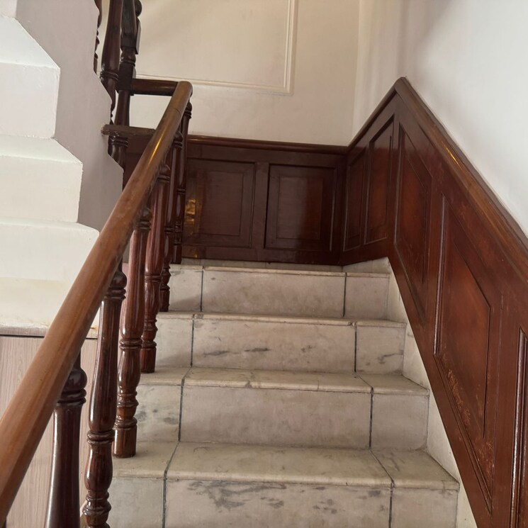 undefined, rwa-apartments-sector-47 5 Bedroom 200 Sq.Mt. Independent House In Sector 47 Noida 9550825