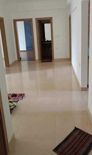 Room in 2 BHK Apartment at ATS Happy Trails, Sector 10 Greater Noida – for Rent