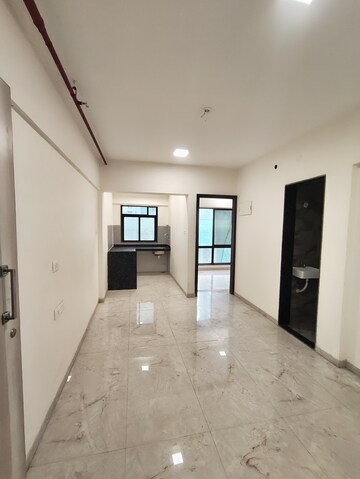 1 BHK Apartment For Sale in Kandivali East