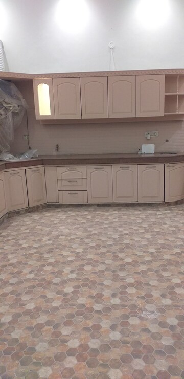 Kitchen in 4 BHK Villa at Vasant Kunj – for Rent