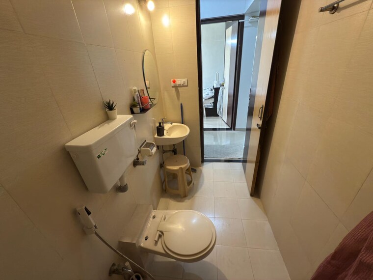 Bathroom, vastu-tower 3 Bedroom 1200 Sq.Ft. Apartment In Malad West Mumbai 9550822