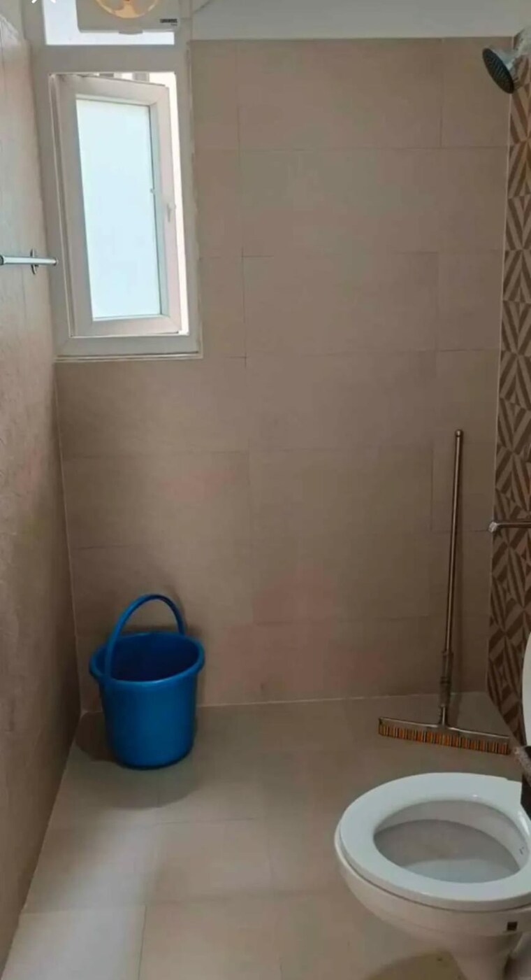 Bathroom, ats-happy-trails 3 Bedroom 1385 Sq.Ft. Apartment In Sector 10 Greater Noida Greater Noida 9550819