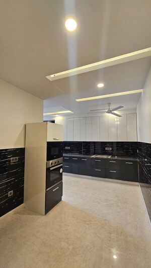 Staircase in 4 BHK Builder Floor at Huda CGHS, Sector 56 – for Sale