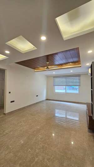 Furnished Amenities in 4 BHK Builder Floor at Huda CGHS, Sector 56 – for Sale