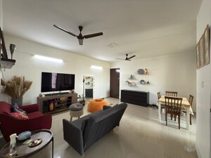 3 BHK Apartment For Rent in Vastu Tower, Malad West