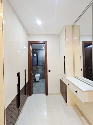 Kitchen in 4 BHK Builder Floor at Ansal Api Versalia 2, Sector 67a – for Sale