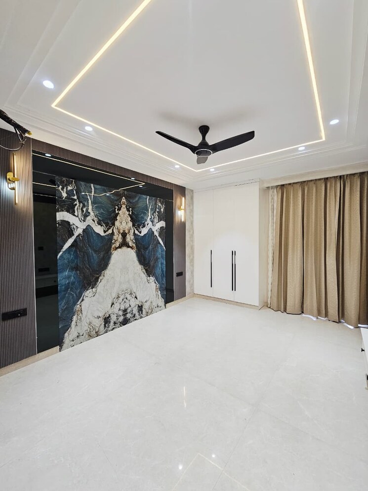 Bedroom, ansal-api-versalia-2 4 Bedroom 330 Sq.Ft. Builder Floor In Sector 67a Gurgaon 9550859