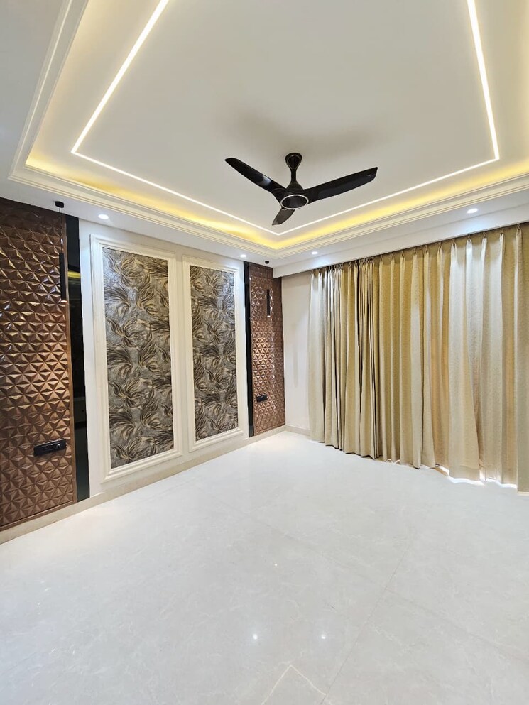 Bedroom, ansal-api-versalia-2 4 Bedroom 330 Sq.Ft. Builder Floor In Sector 67a Gurgaon 9550859