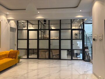 Room in 5 BHK Penthouse at Mohini Castle, Khar West – for Rent