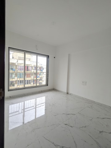 1 BHK Apartment For Sale in Dharti Pressidio, Kandivali West