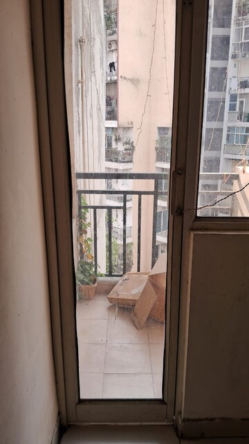 2 BHK Apartment For Rent in Galaxy North Avenue ll, Gaur City 2