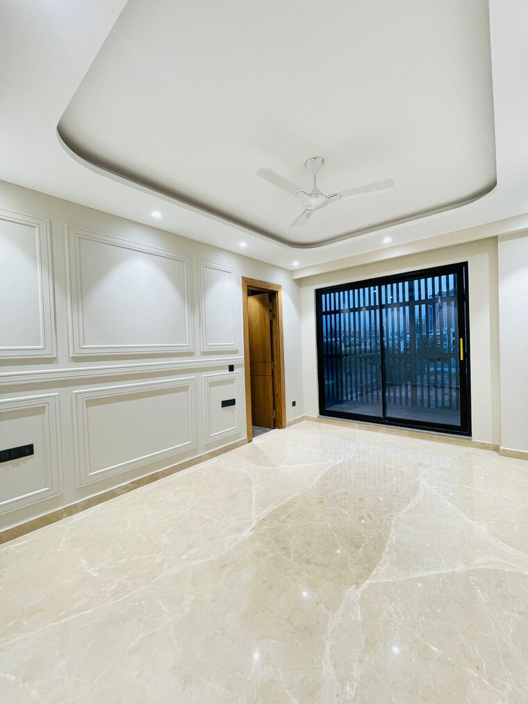 Room, auram-floor 4 Bedroom 4500 Sq.Ft. Builder Floor In South City 2 Gurgaon 9550870