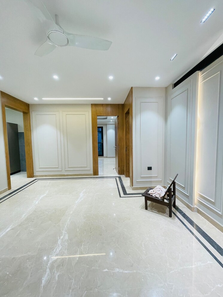 Room, auram-floor 4 Bedroom 4500 Sq.Ft. Builder Floor In South City 2 Gurgaon 9550870