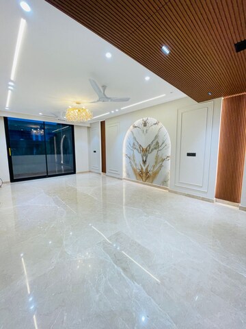 4 BHK Builder Floor For Sale in Auram Floor, South City 2